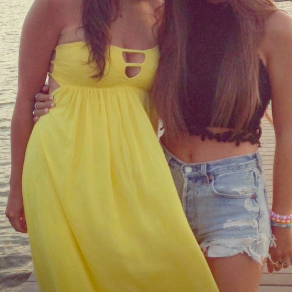 Yellow maxidress